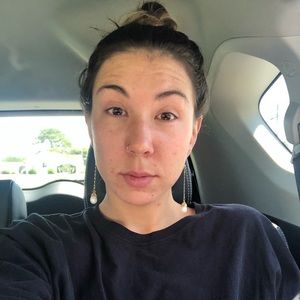 Meet your Posher, Leilani